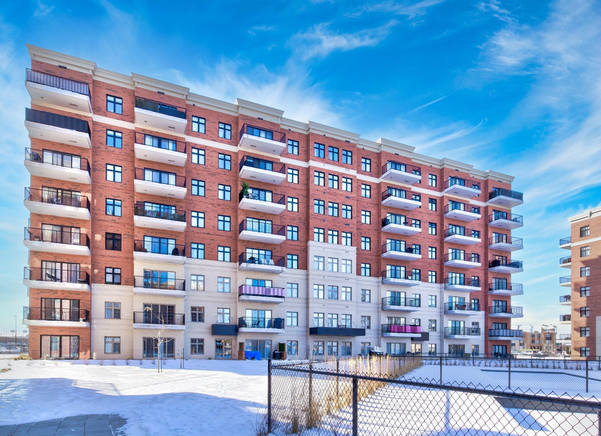 









9175


Rue Lennon

, 301,
Brossard,




QC
J4Y0S3

