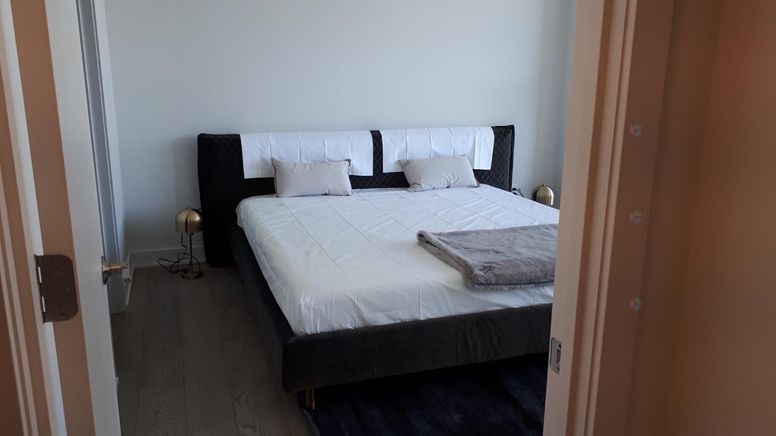 









1288


Rue St-Antoine O.

, TH5,
Montréal (Ville-Marie),




QC
H3X0C6

