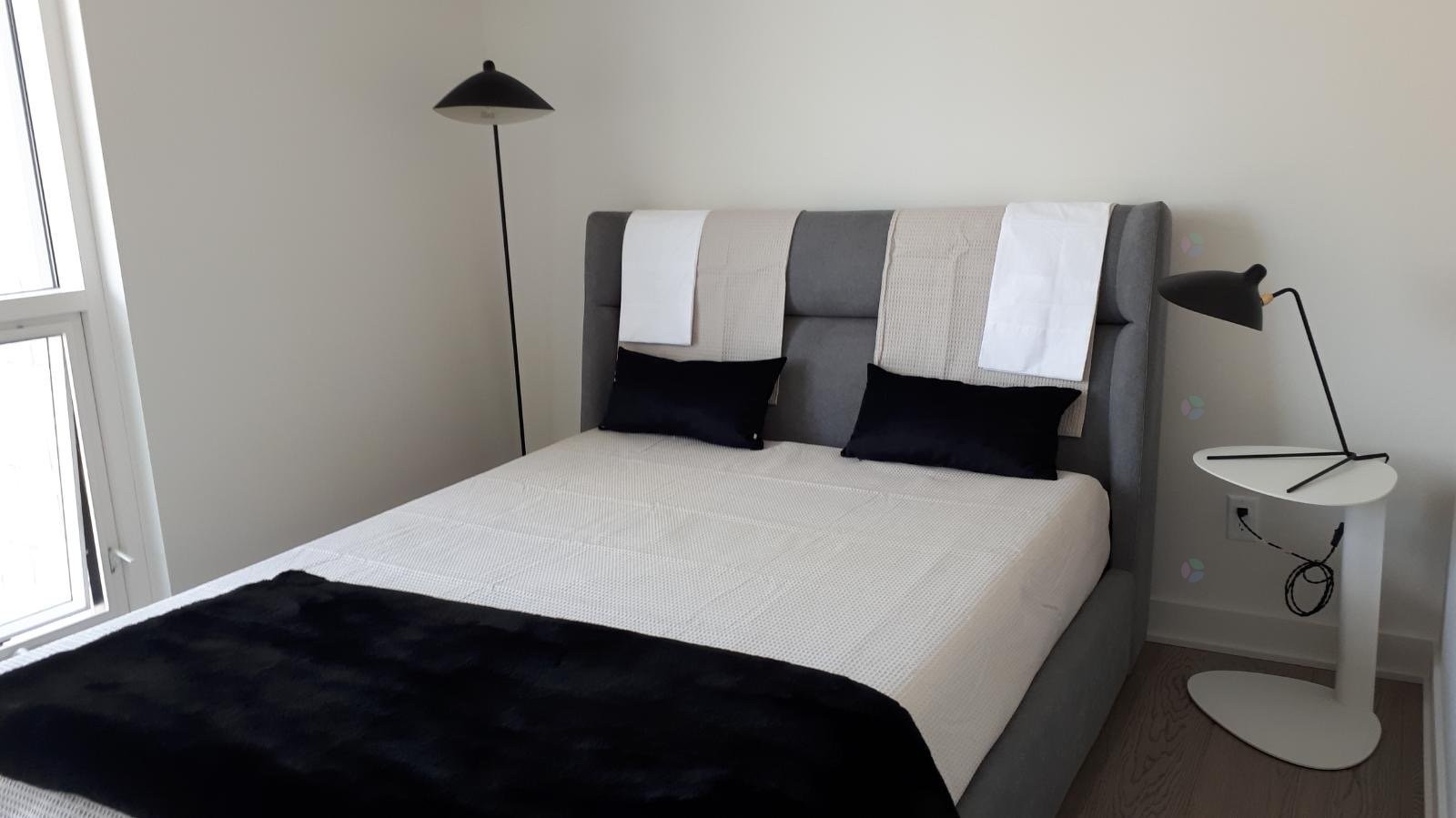 









1288


Rue St-Antoine O.

, TH5,
Montréal (Ville-Marie),




QC
H3X0C6

