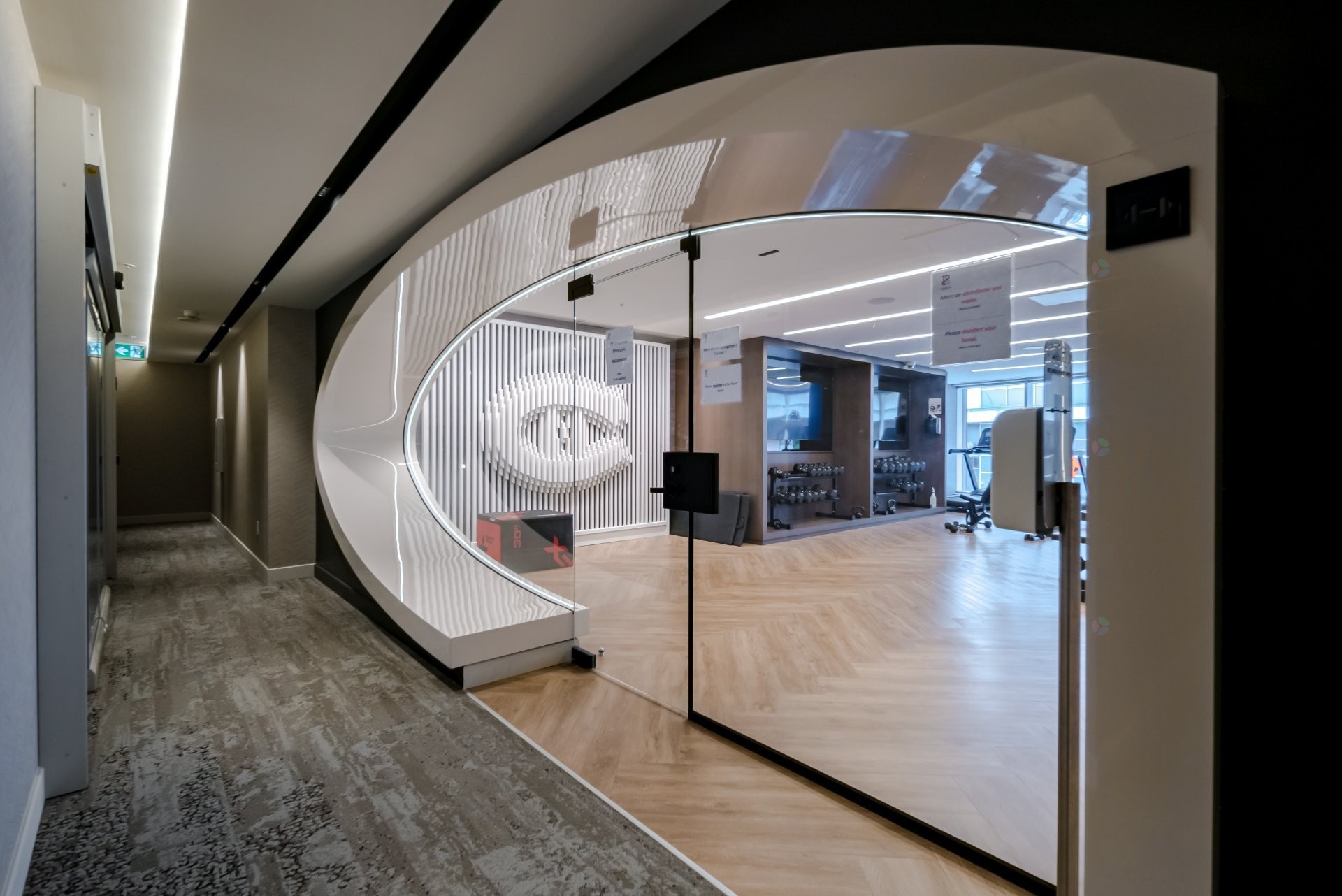 









1288


Rue St-Antoine O.

, TH5,
Montréal (Ville-Marie),




QC
H3X0C6

