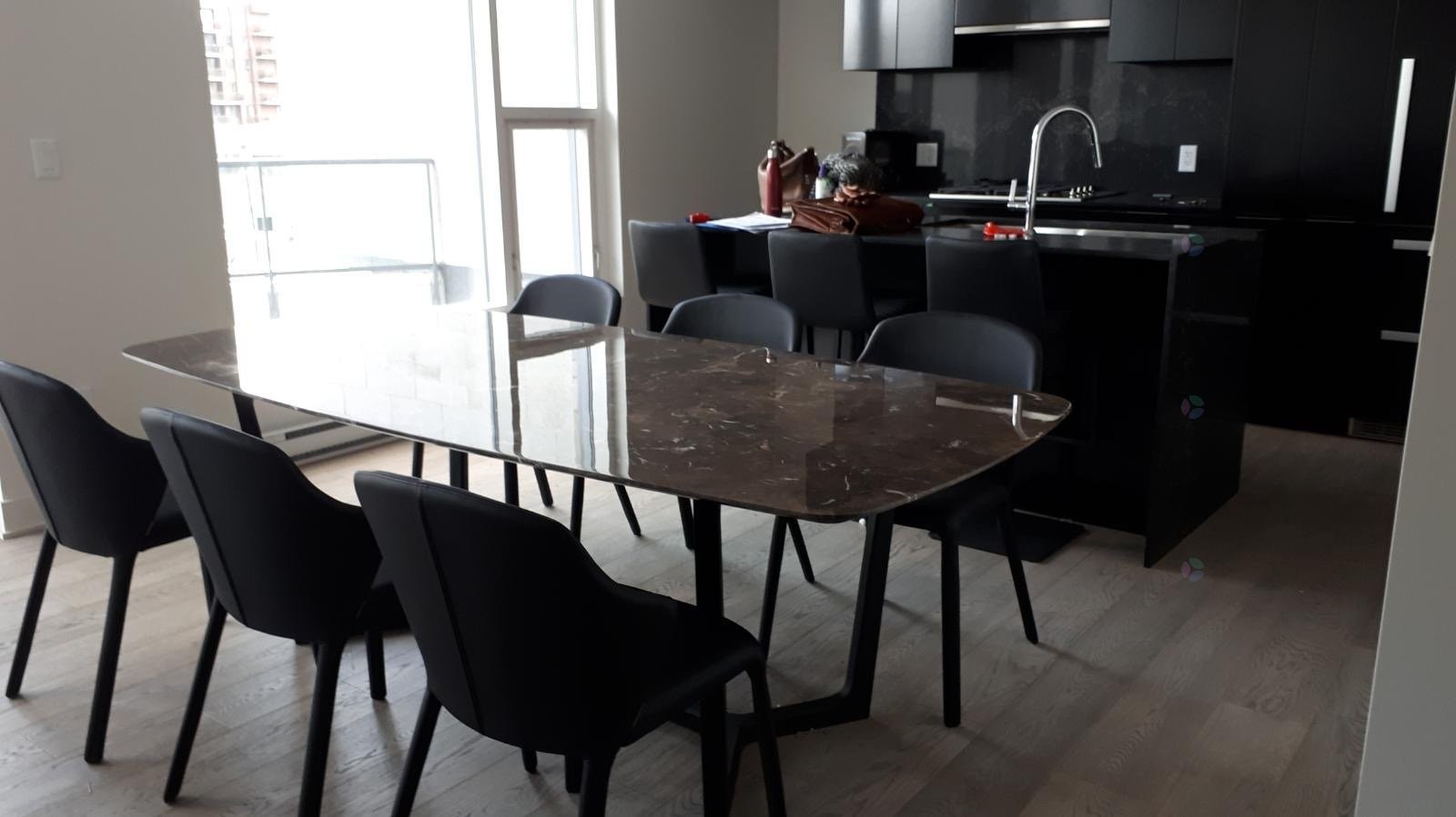 









1288


Rue St-Antoine O.

, TH5,
Montréal (Ville-Marie),




QC
H3X0C6

