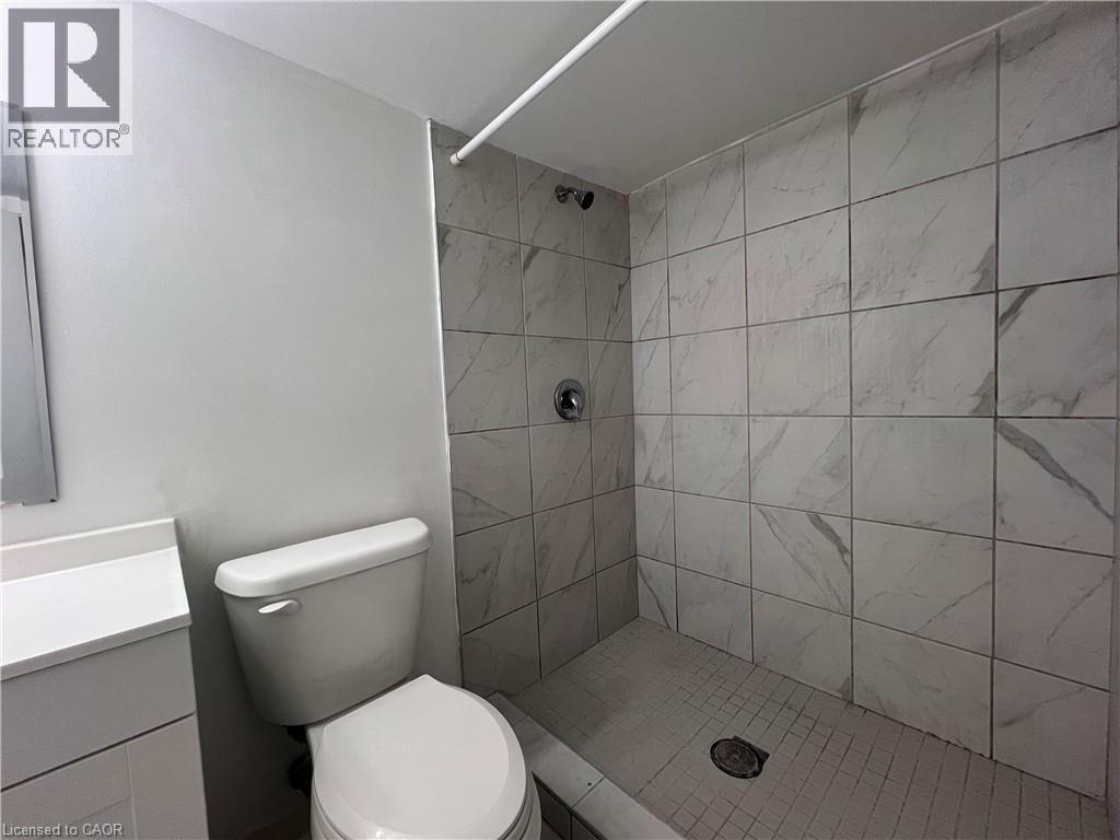 












168 FIFTH Avenue Unit# 2

,
Kitchener,




Ontario
N2C1P7

