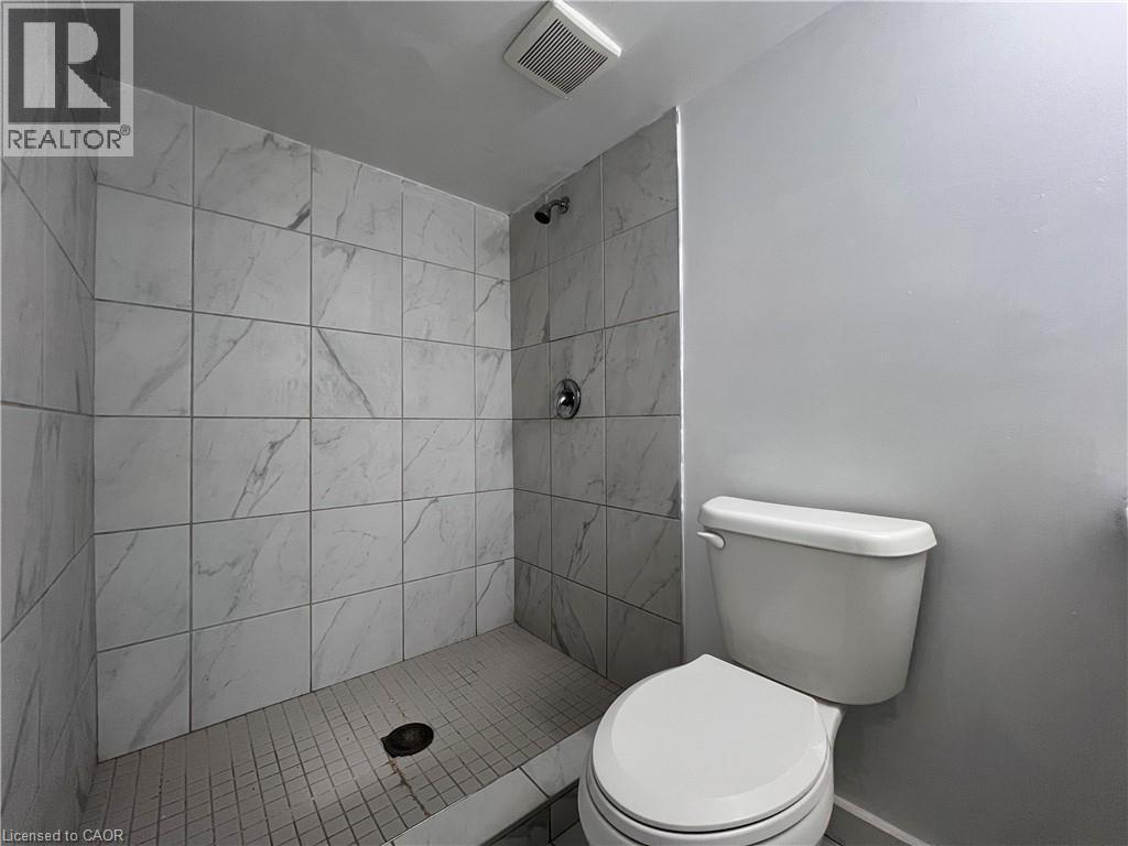 












168 FIFTH Avenue Unit# 2

,
Kitchener,




Ontario
N2C1P7

