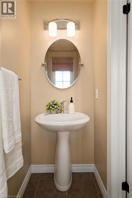 












511 VICTORIA Road N

,
Guelph,




Ontario
N1E0G5

