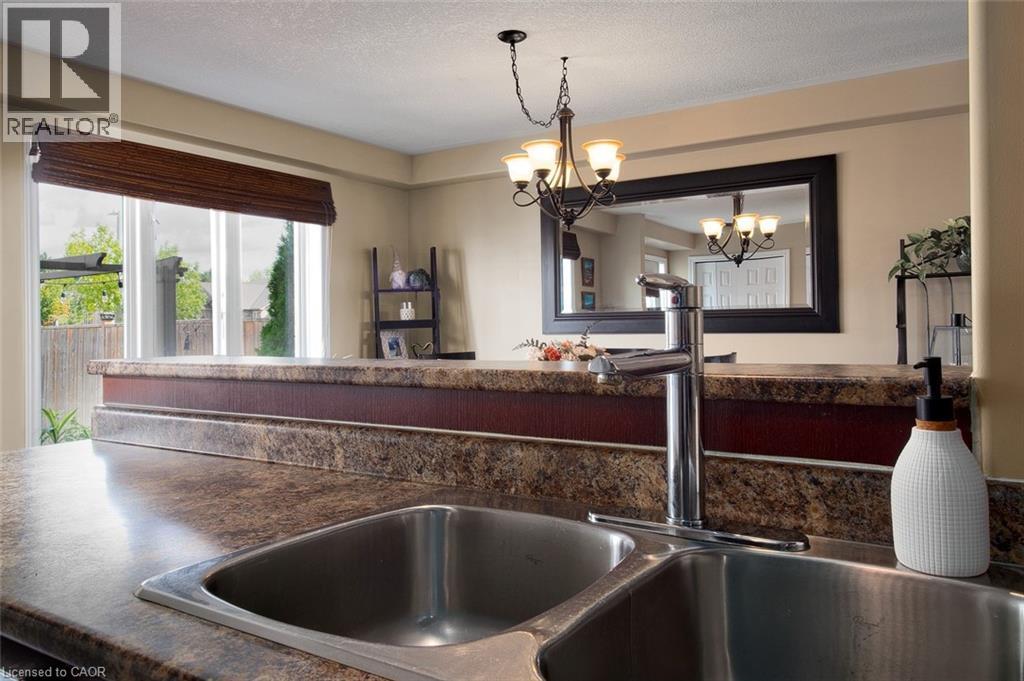 












511 VICTORIA Road N

,
Guelph,




Ontario
N1E0G5

