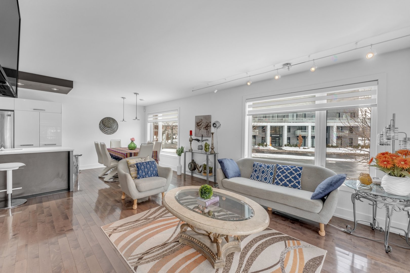 









1030


Rue St-Laurent O.

, 102,
Longueuil (Le Vieux-Longueuil),




QC
J4K1C8

