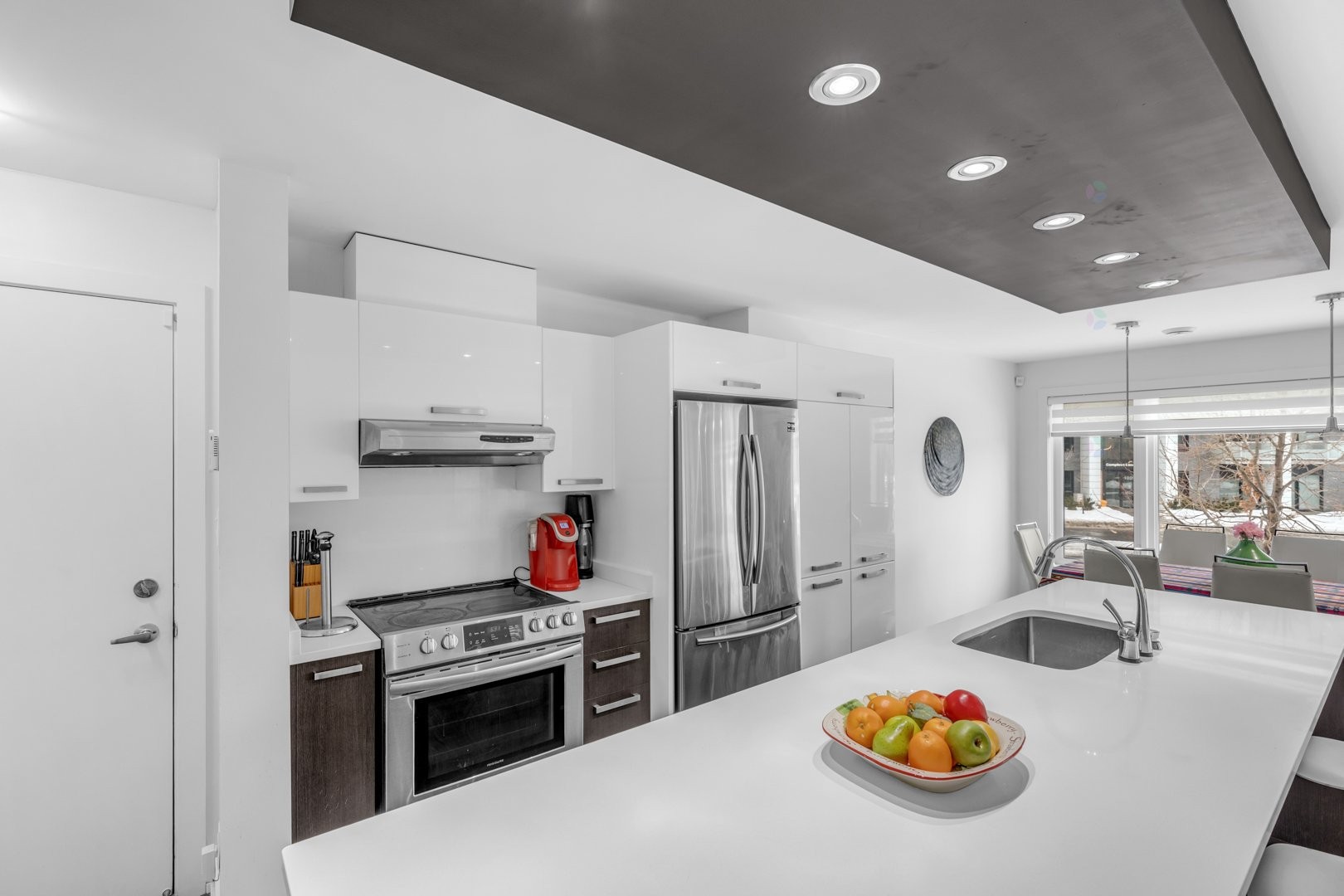 









1030


Rue St-Laurent O.

, 102,
Longueuil (Le Vieux-Longueuil),




QC
J4K1C8

