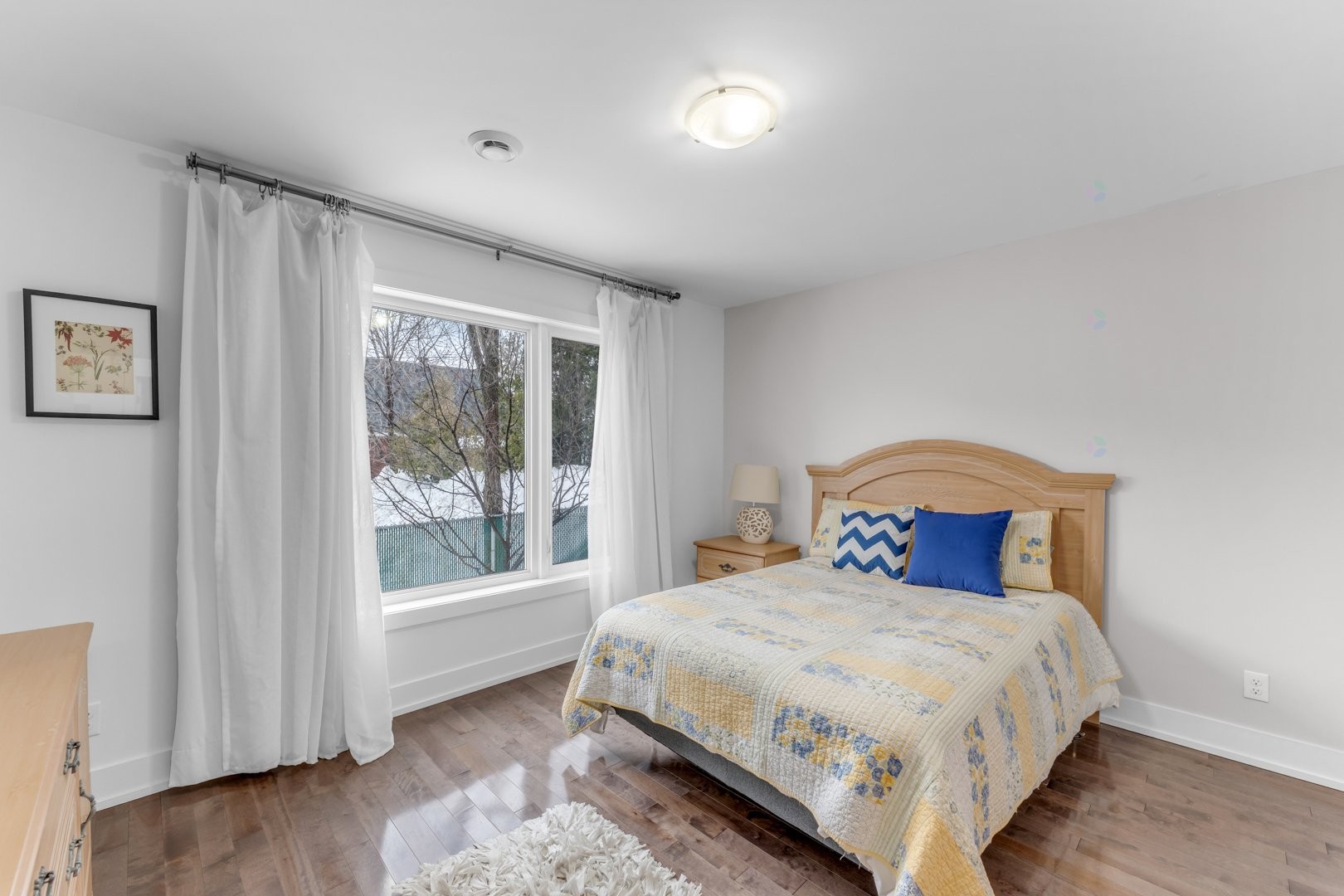 









1030


Rue St-Laurent O.

, 102,
Longueuil (Le Vieux-Longueuil),




QC
J4K1C8

