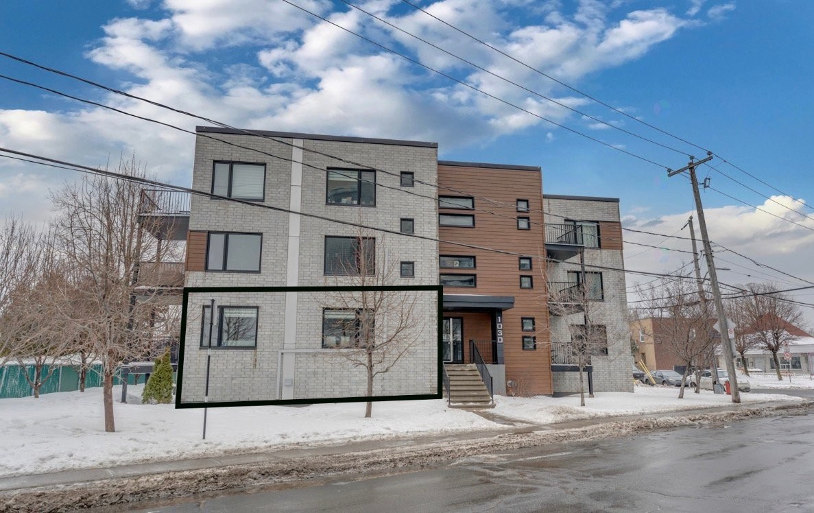 









1030


Rue St-Laurent O.

, 102,
Longueuil (Le Vieux-Longueuil),




QC
J4K1C8

