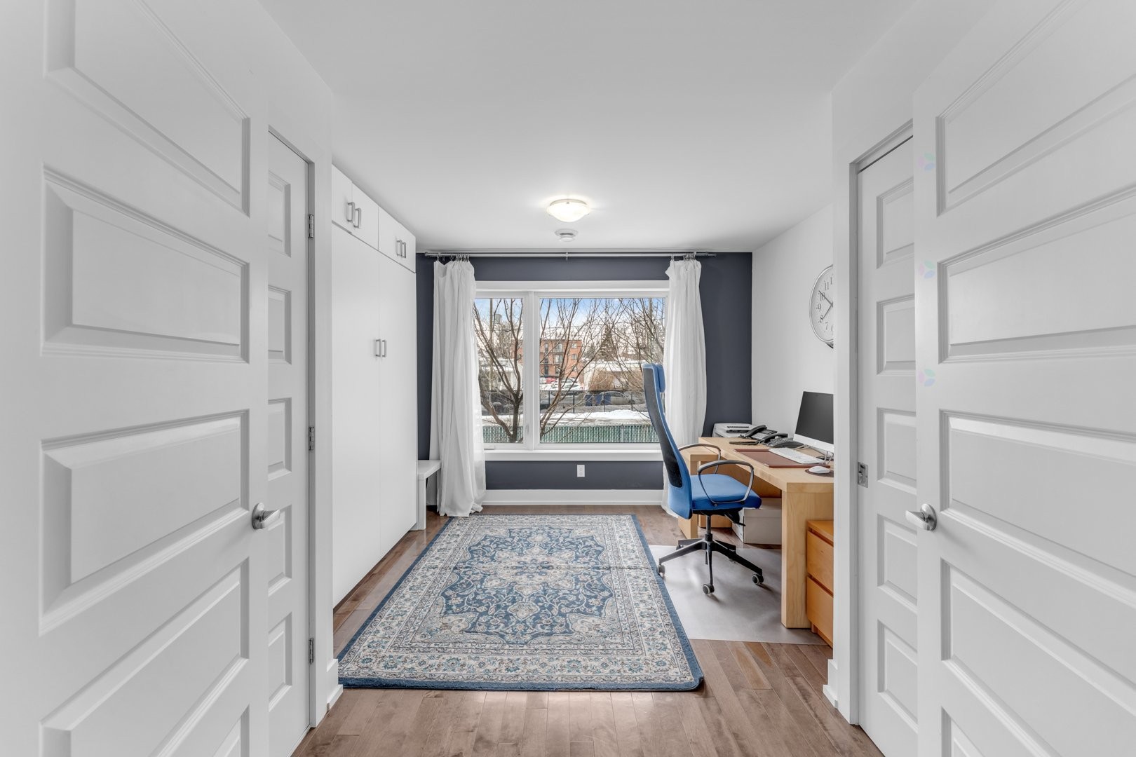 









1030


Rue St-Laurent O.

, 102,
Longueuil (Le Vieux-Longueuil),




QC
J4K1C8

