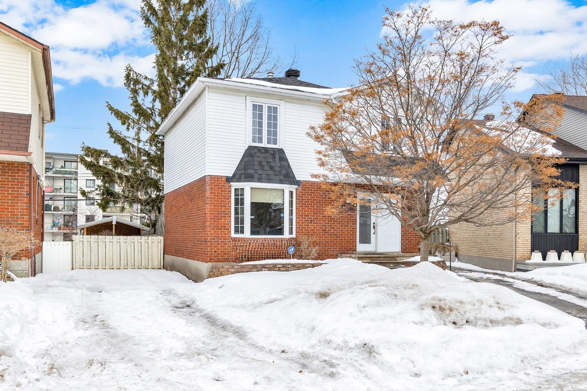 









248


Rue Hebert

,
Dollard-des-Ormeaux,




QC
H9A3B4

