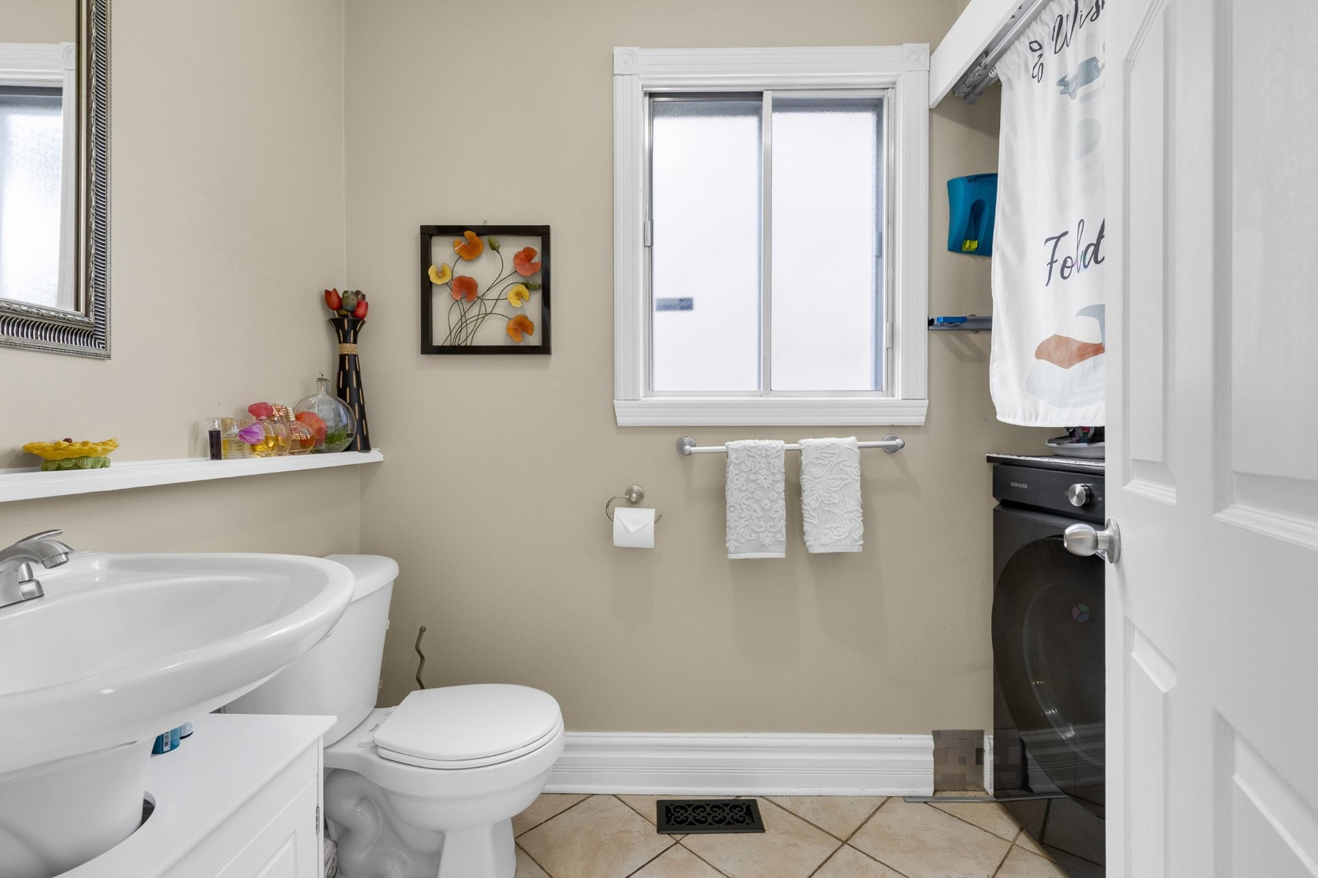 









248


Rue Hebert

,
Dollard-des-Ormeaux,




QC
H9A3B4

