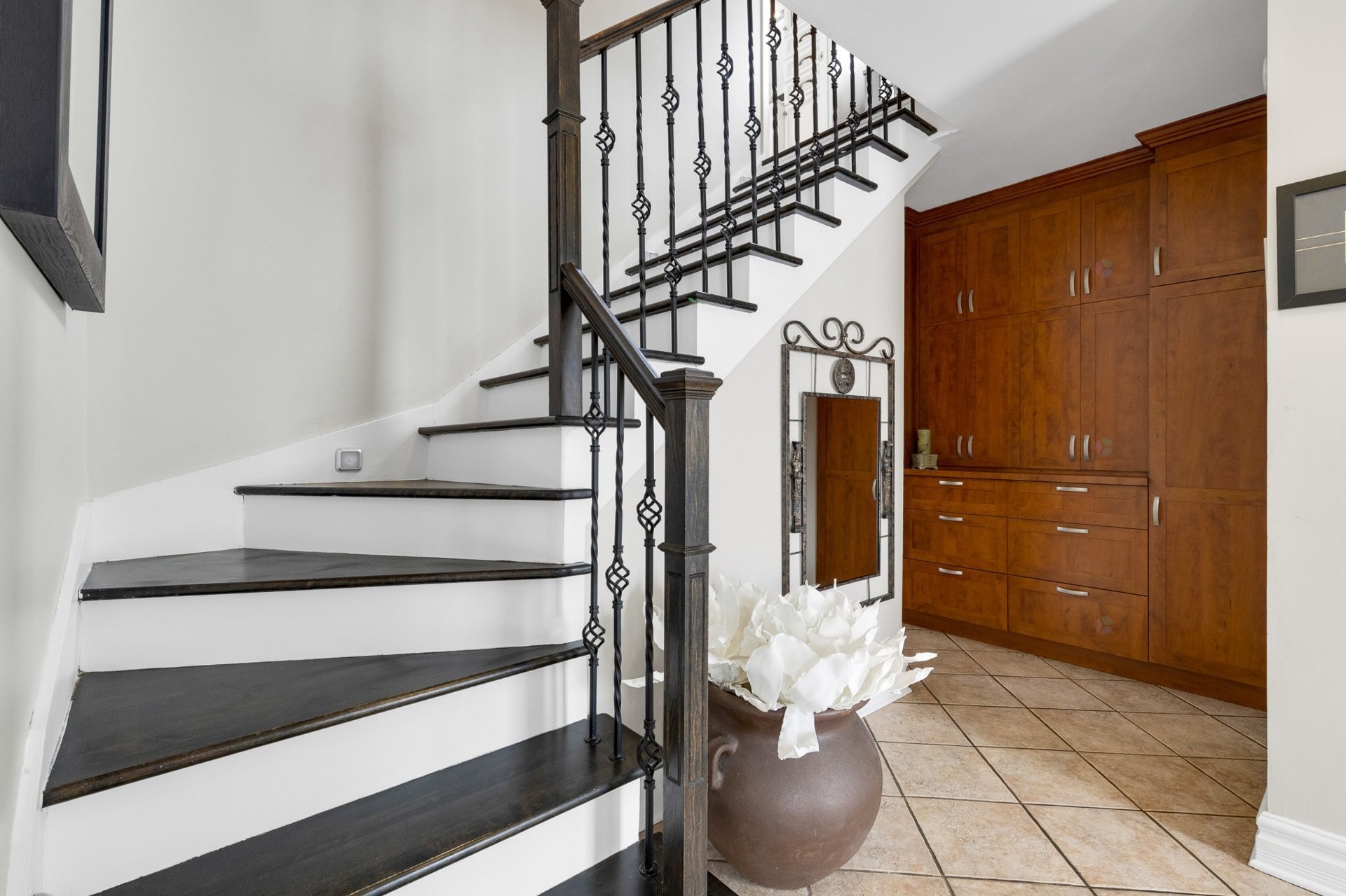 









248


Rue Hebert

,
Dollard-des-Ormeaux,




QC
H9A3B4

