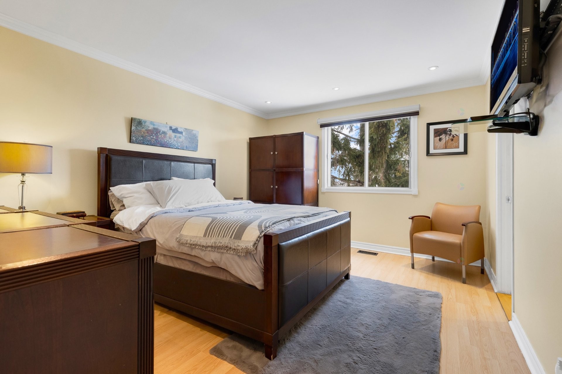 









248


Rue Hebert

,
Dollard-des-Ormeaux,




QC
H9A3B4

