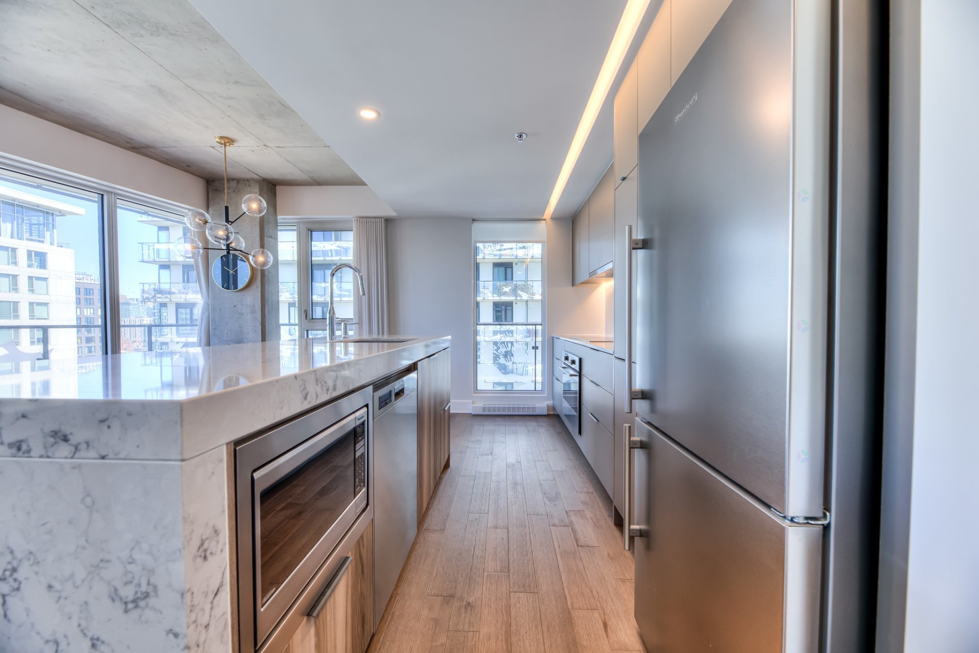 









101


Rue Peel

, 1702,
Montréal (Le Sud-Ouest),




QC
H3C0Y1

