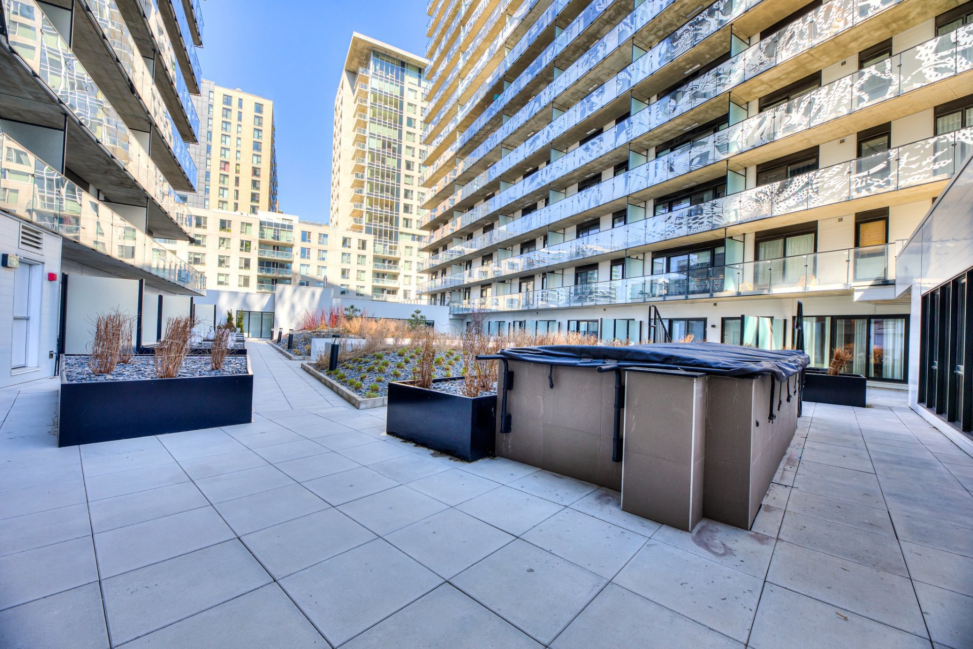 









101


Rue Peel

, 1702,
Montréal (Le Sud-Ouest),




QC
H3C0Y1

