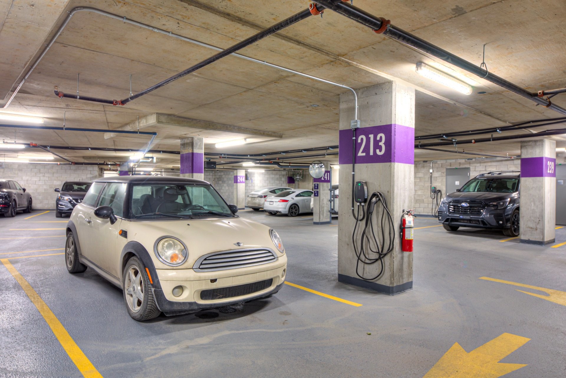 









101


Rue Peel

, 1702,
Montréal (Le Sud-Ouest),




QC
H3C0Y1

