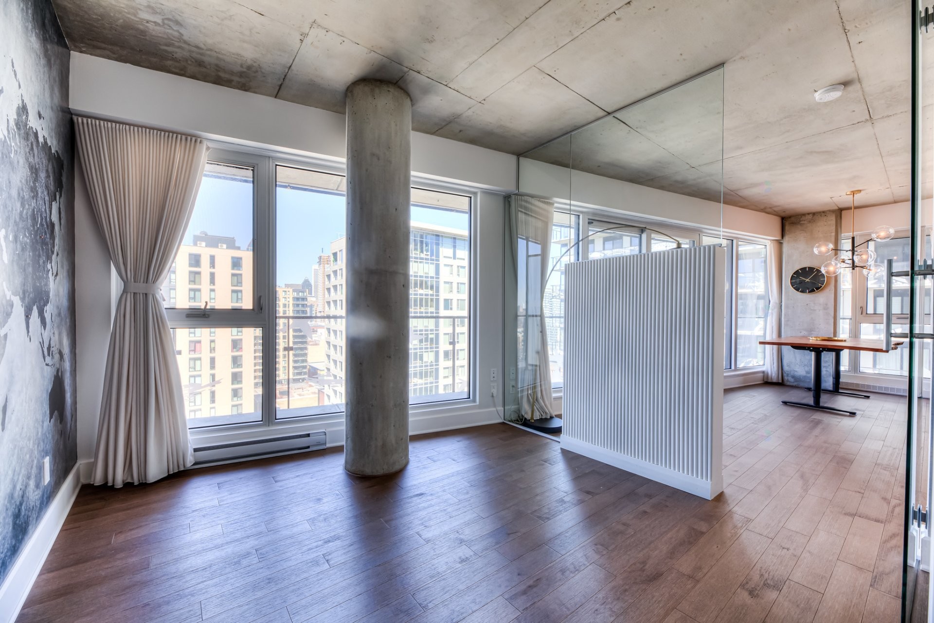 









101


Rue Peel

, 1702,
Montréal (Le Sud-Ouest),




QC
H3C0Y1

