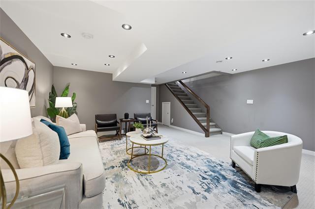 









615


Stradbrook

AVE,
Winnipeg,




MB
R3L 0K3

