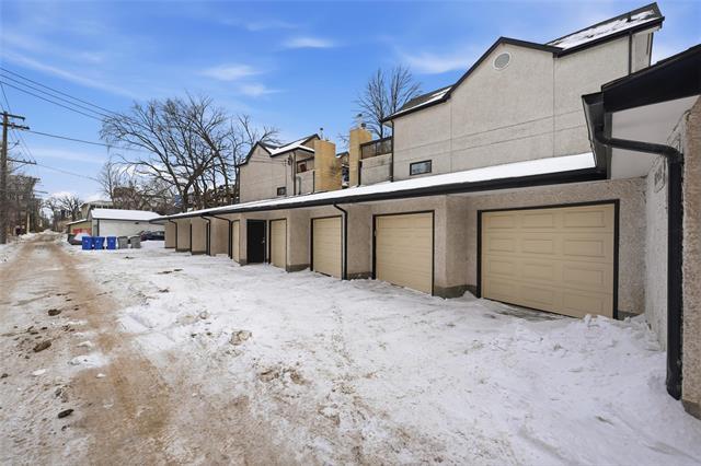 









615


Stradbrook

AVE,
Winnipeg,




MB
R3L 0K3

