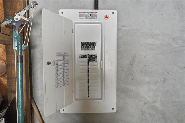 









615


Stradbrook

AVE,
Winnipeg,




MB
R3L 0K3

