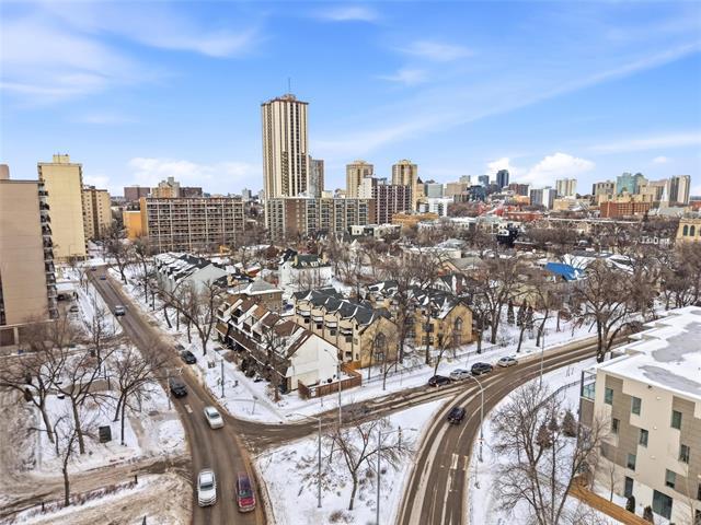 









615


Stradbrook

AVE,
Winnipeg,




MB
R3L 0K3

