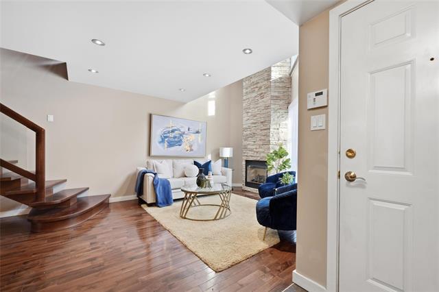 









615


Stradbrook

AVE,
Winnipeg,




MB
R3L 0K3

