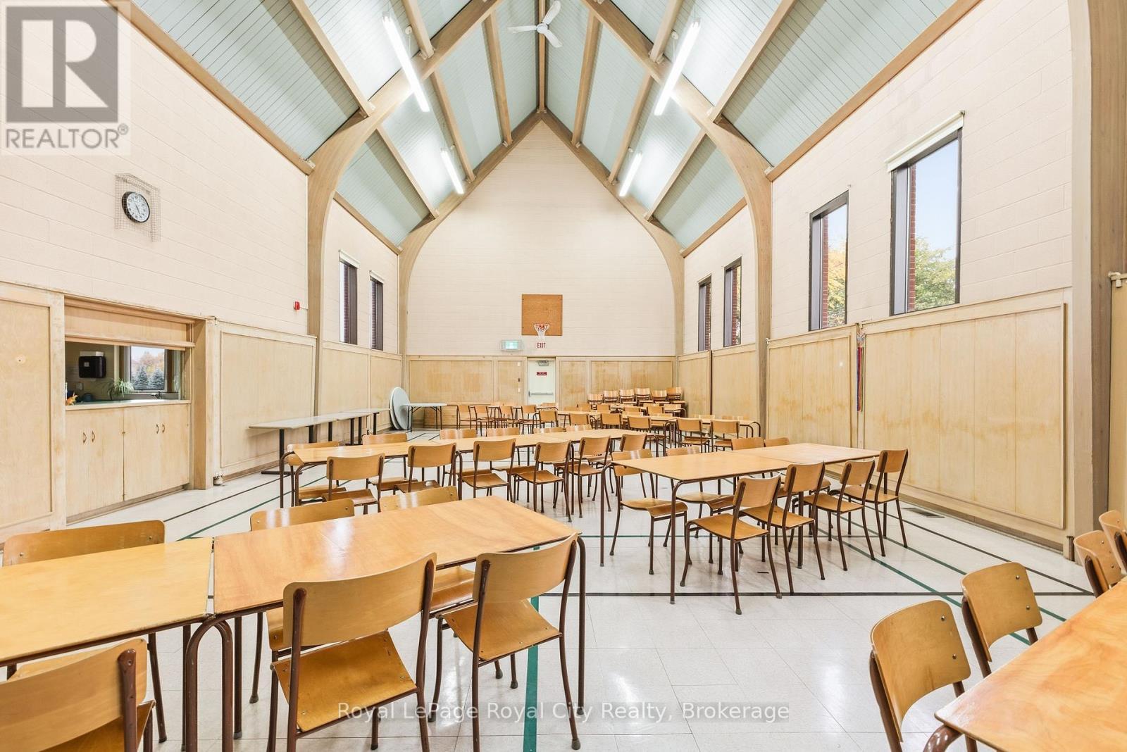 












131 FLAX MILL DRIVE

,
Woolwich,




Ontario
N0B1N0

