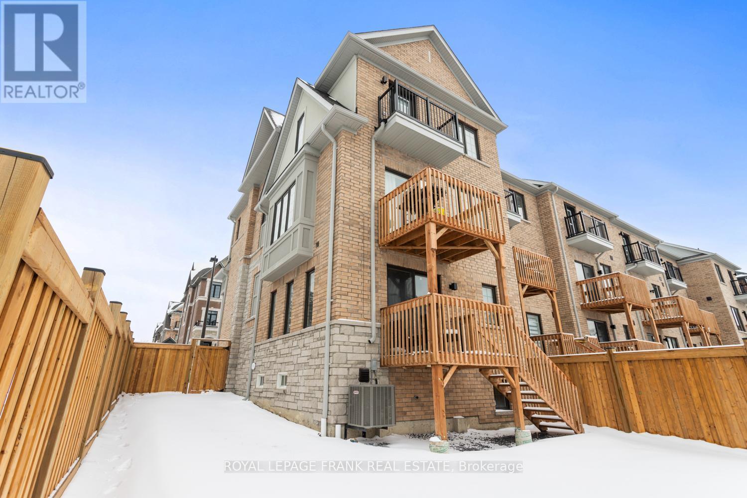 












58 SELFRIDGE WAY

,
Whitby (Downtown Whitby),




Ontario
L1N0N9

