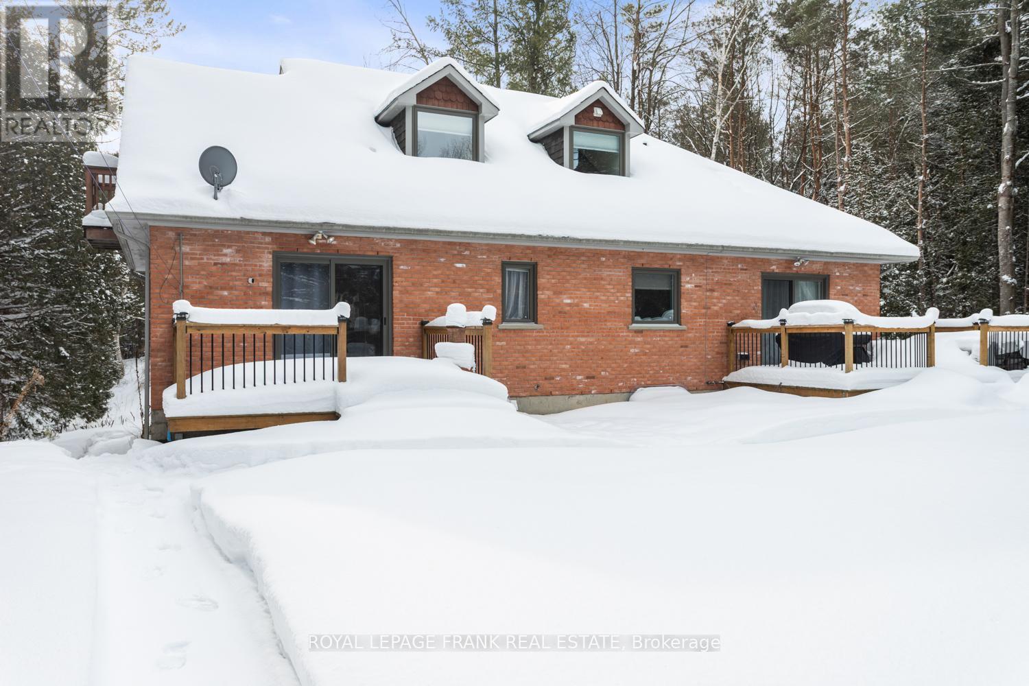 












5 REGENT STREET

,
Georgina (Pefferlaw),




Ontario
L0E1N0

