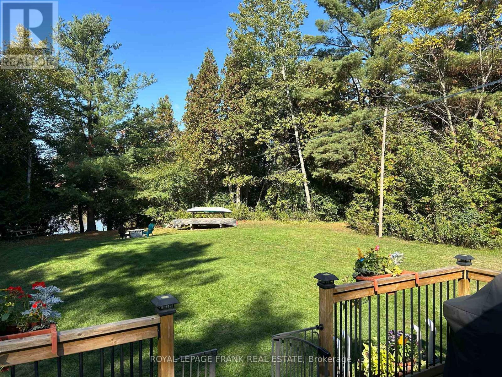 












5 REGENT STREET

,
Georgina (Pefferlaw),




Ontario
L0E1N0

