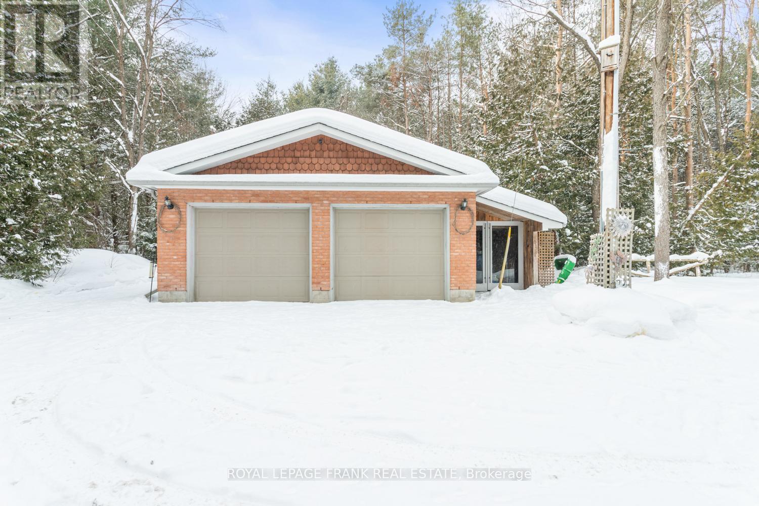 












5 REGENT STREET

,
Georgina (Pefferlaw),




Ontario
L0E1N0

