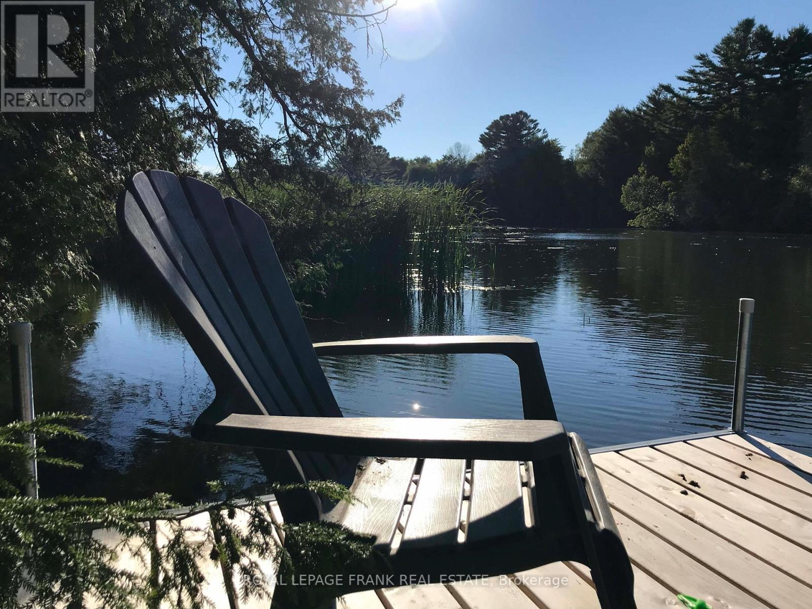 












5 REGENT STREET

,
Georgina (Pefferlaw),




Ontario
L0E1N0

