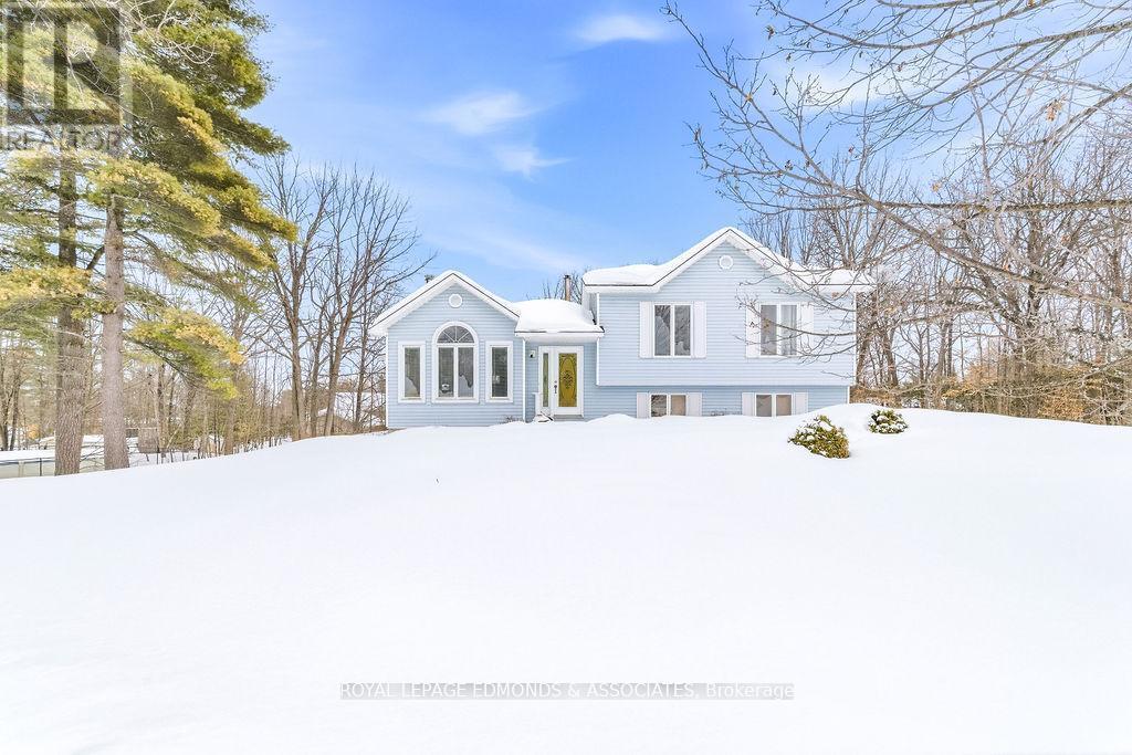 












104 BECKETT VIEW DRIVE

,
Laurentian Valley,




Ontario
K8A6W2

