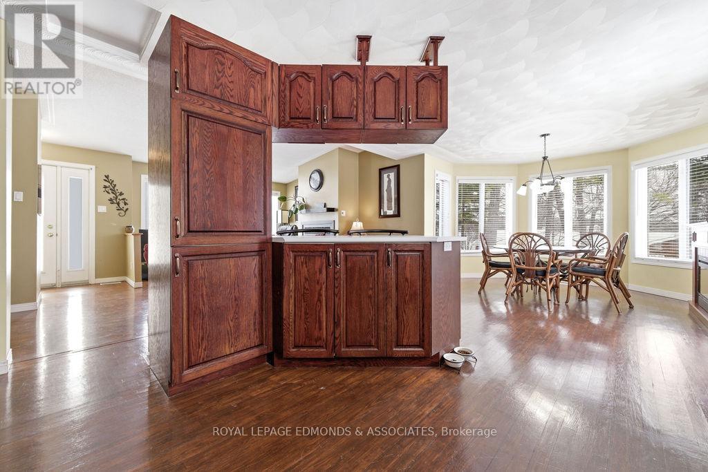 












104 BECKETT VIEW DRIVE

,
Laurentian Valley,




Ontario
K8A6W2

