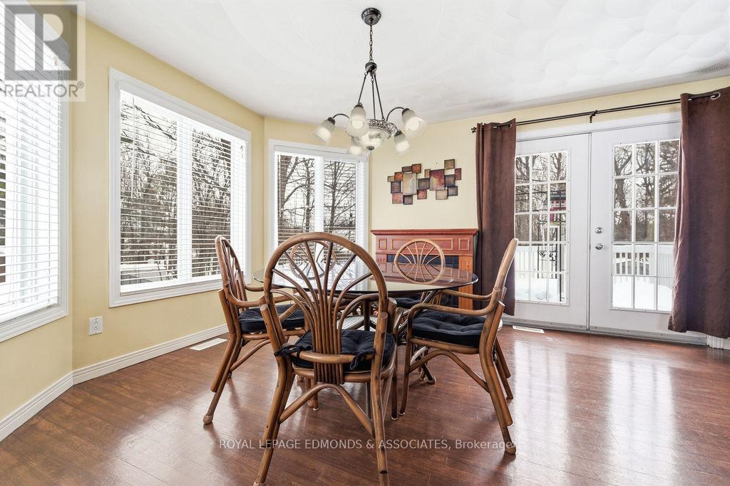 












104 BECKETT VIEW DRIVE

,
Laurentian Valley,




Ontario
K8A6W2

