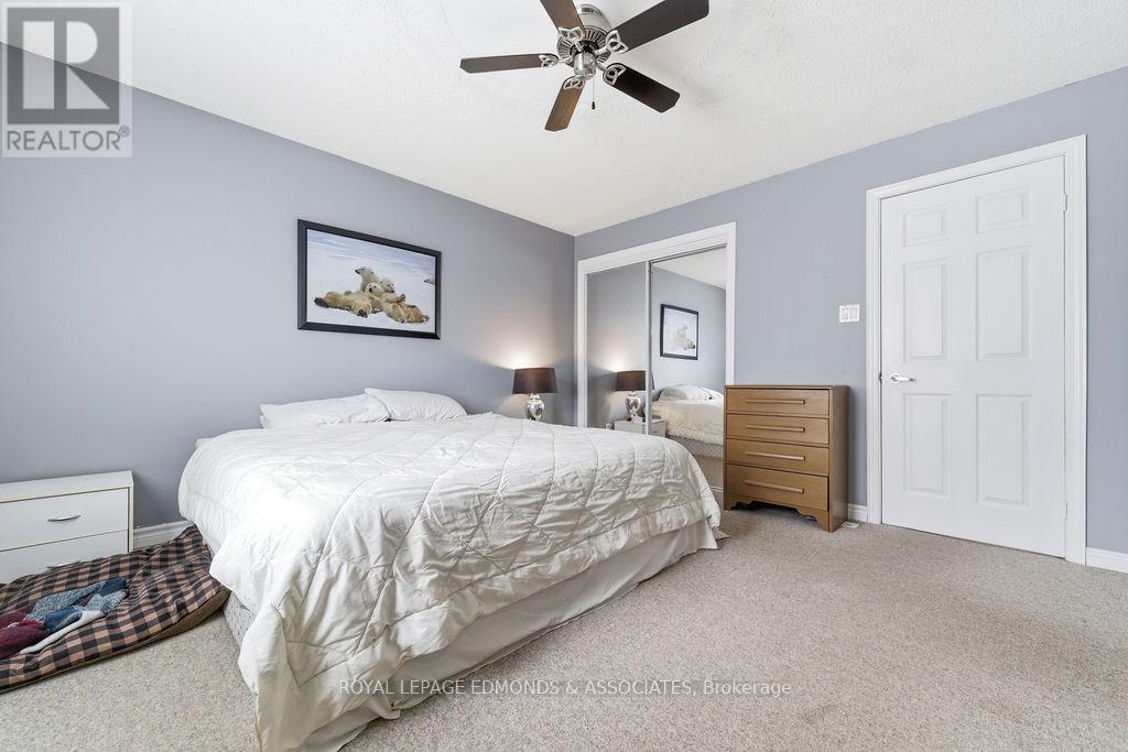 












104 BECKETT VIEW DRIVE

,
Laurentian Valley,




Ontario
K8A6W2

