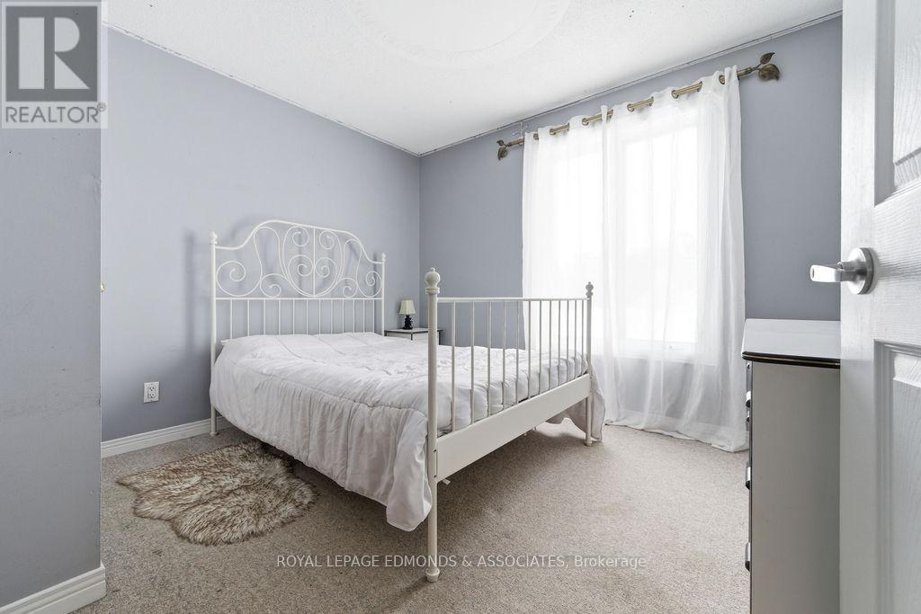 












104 BECKETT VIEW DRIVE

,
Laurentian Valley,




Ontario
K8A6W2

