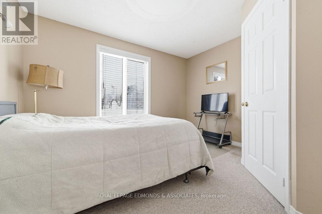 












104 BECKETT VIEW DRIVE

,
Laurentian Valley,




Ontario
K8A6W2

