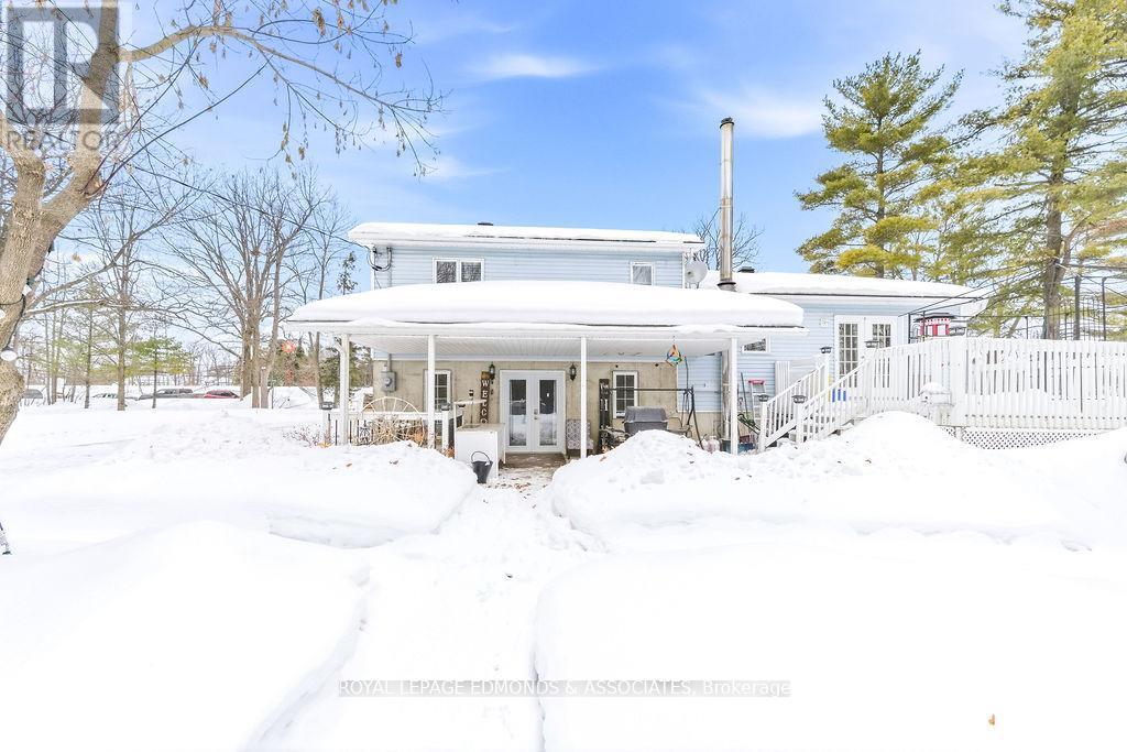 












104 BECKETT VIEW DRIVE

,
Laurentian Valley,




Ontario
K8A6W2

