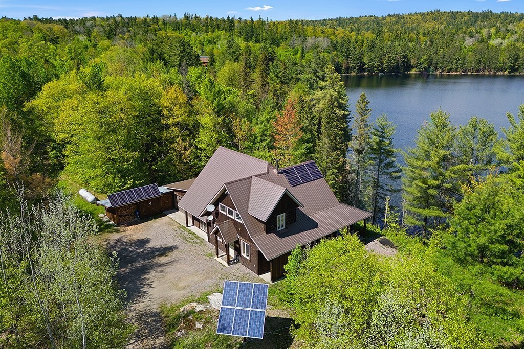 









488


Lac Sauriol

,
Waltham,




QC
J0X3H0

