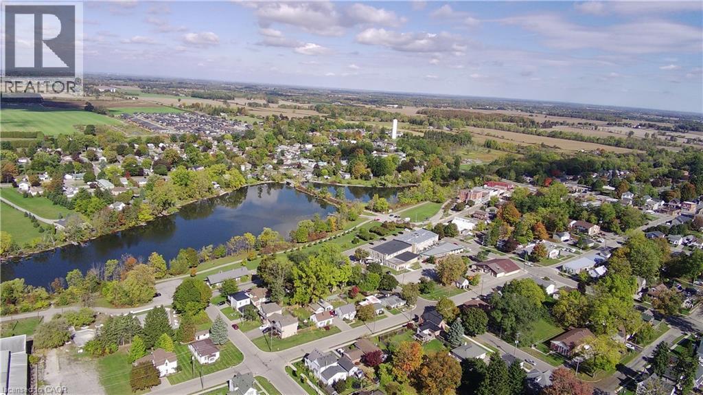 












8 SIMON Court

,
Waterford,




Ontario
N0E1Y0

