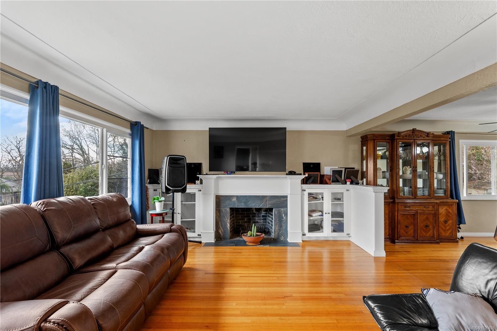 









3560


Cedar Hill

Rd,
Saanich,




BC
V8P 3Z1

