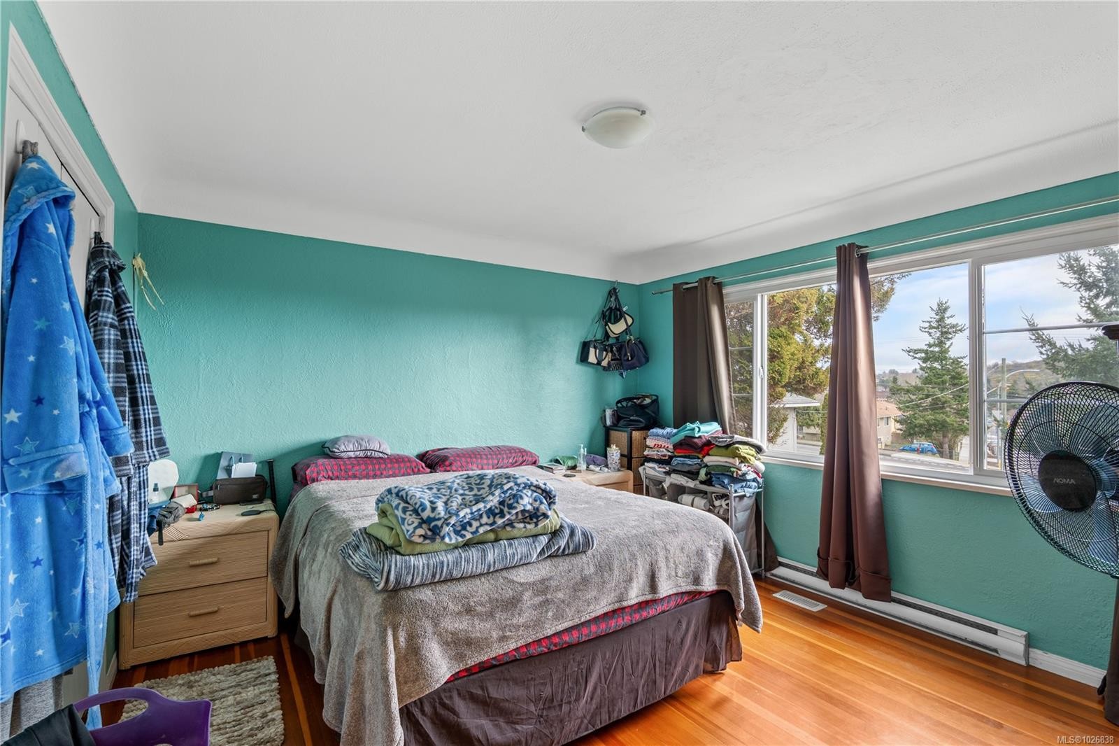 









3560


Cedar Hill

Rd,
Saanich,




BC
V8P 3Z1

