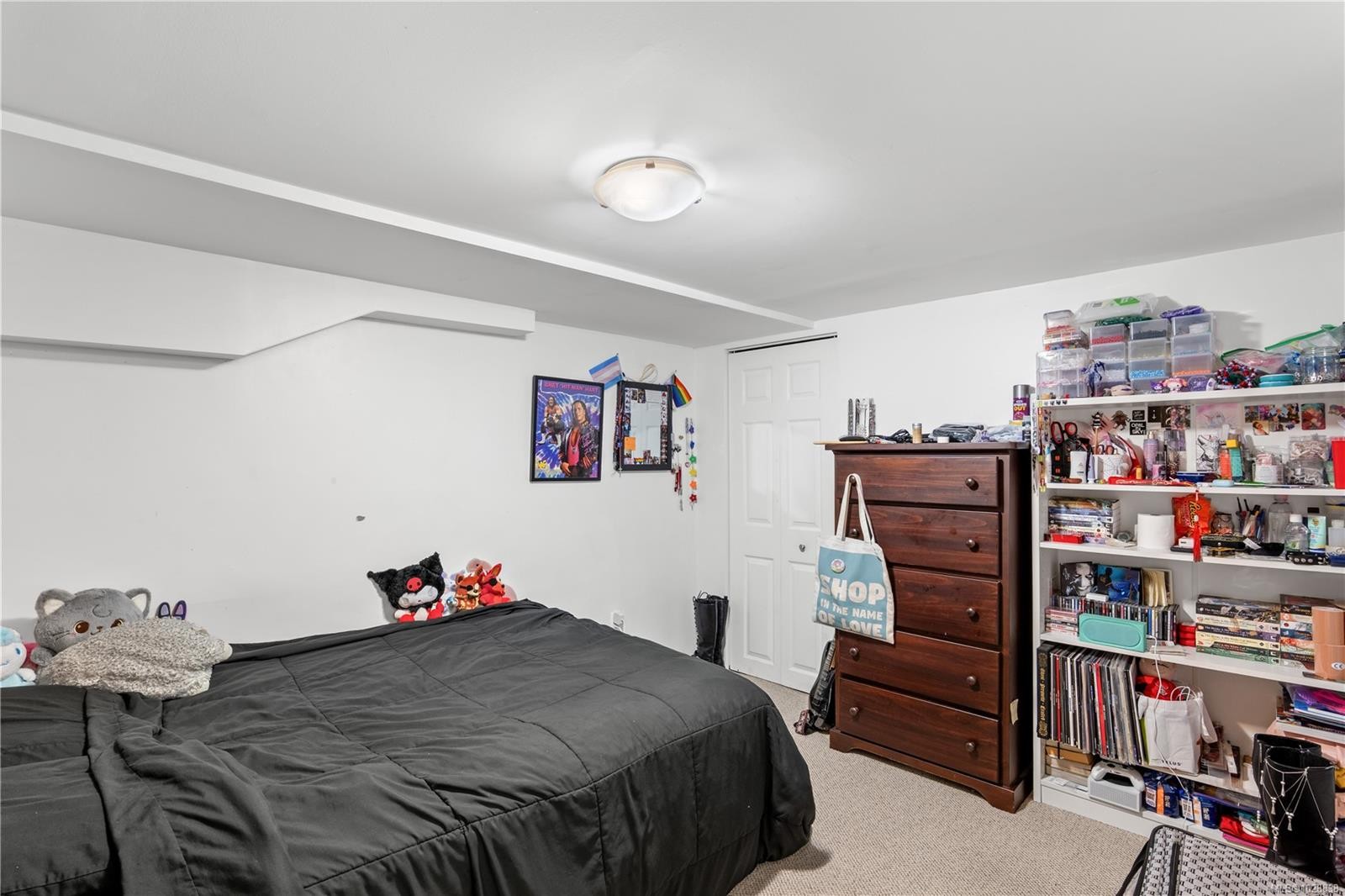 









3560


Cedar Hill

Rd,
Saanich,




BC
V8P 3Z1

