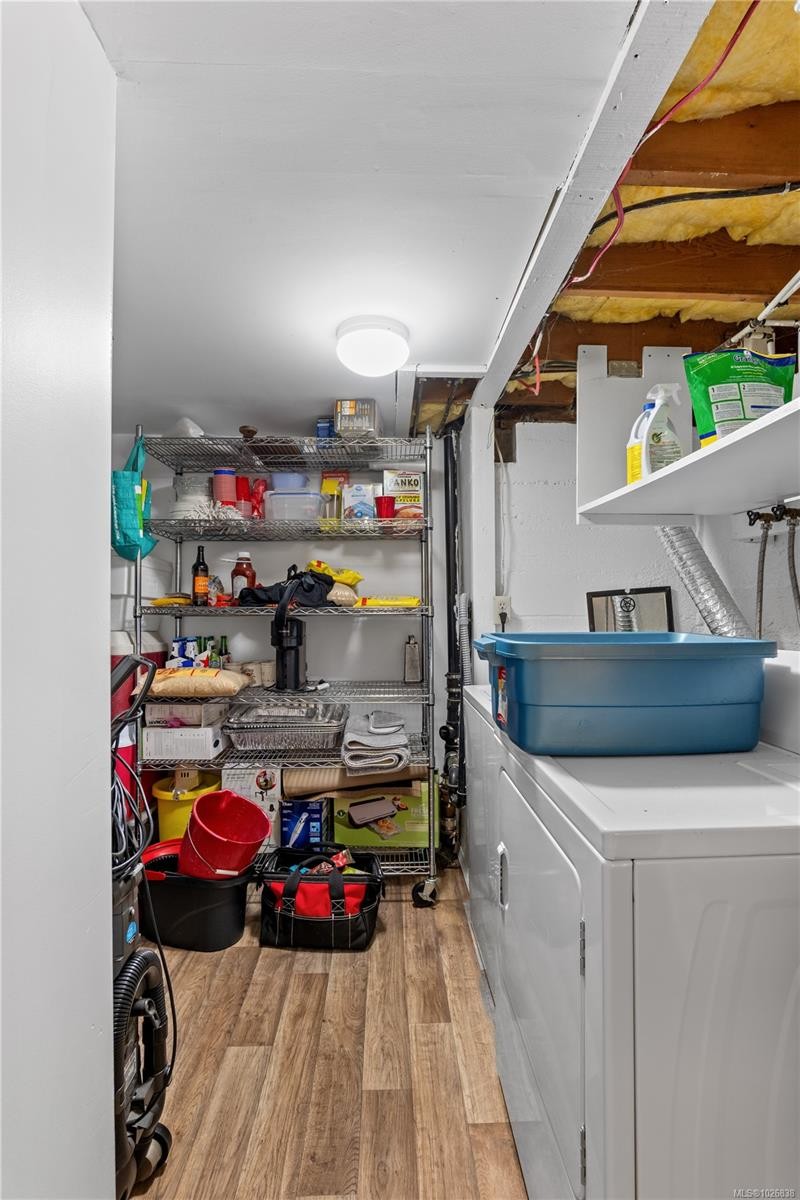 









3560


Cedar Hill

Rd,
Saanich,




BC
V8P 3Z1

