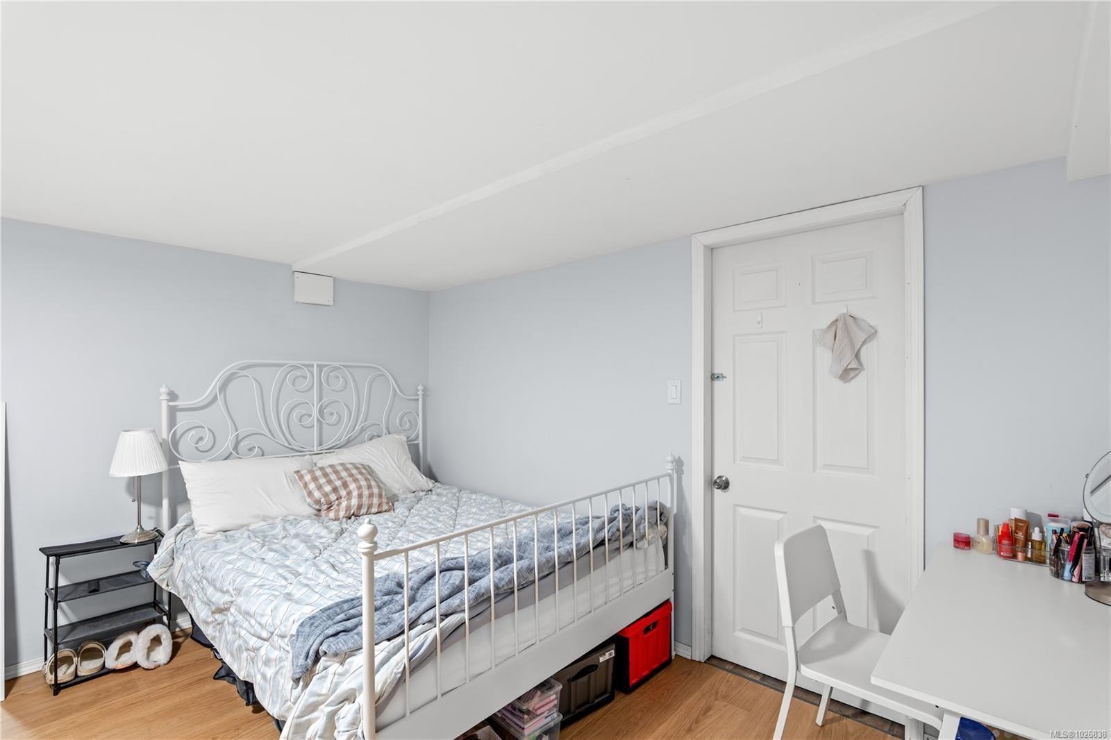 









3560


Cedar Hill

Rd,
Saanich,




BC
V8P 3Z1

