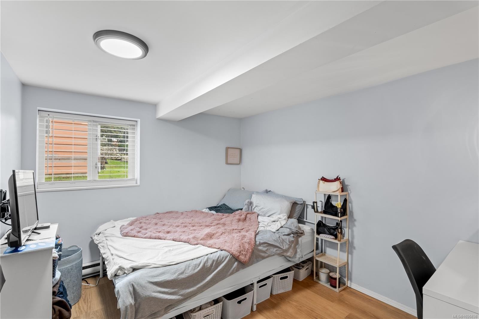 









3560


Cedar Hill

Rd,
Saanich,




BC
V8P 3Z1

