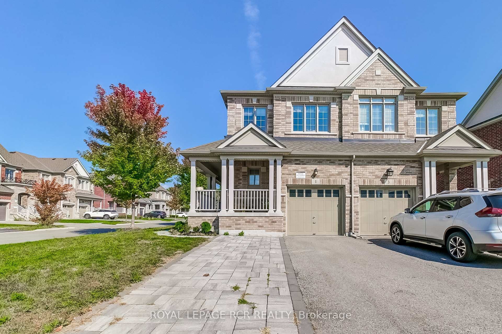 









1


Silver Charm

Drive,
East Gwillimbury,




ON
L9N 0S5

