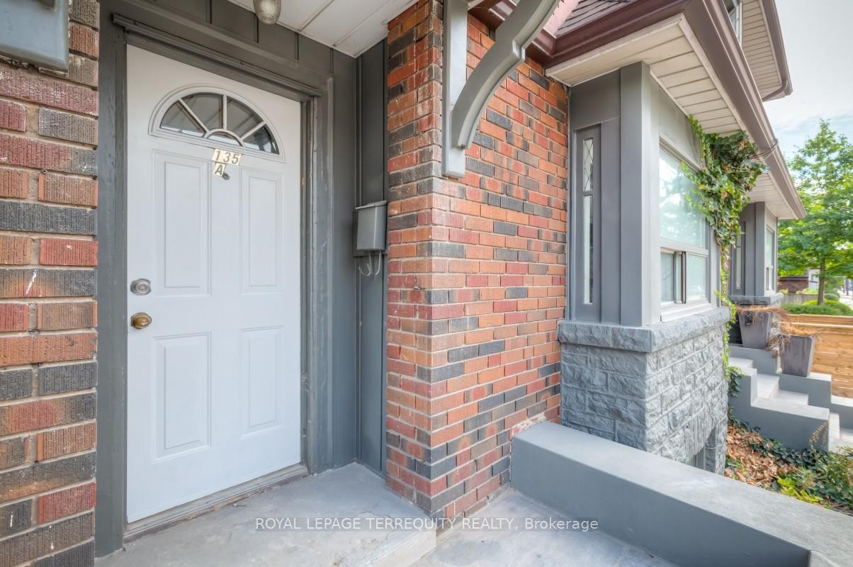 









135


Jane

Street, 1,
Toronto,




ON
M6S 3Y7

